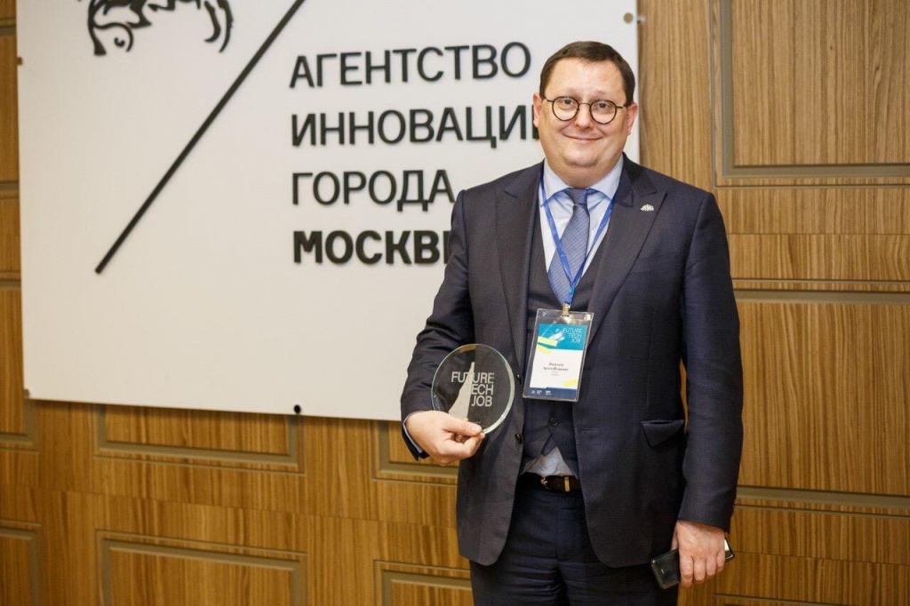 X8NEDi74zhU.jpg X8NEDi74zhU.jpg